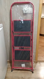 Стремянка Forte LFD106TB из 3 ступеней Красная