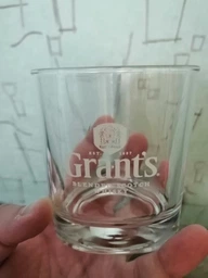 Набор Виски Grant's Triple Wood 0.7 л 40% + 2 стакана (5010327214009) фото от покупателей 11