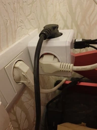 Розгалужувач мережевий Allocacoc PowerCube 4 розетки 2 USB Синій (1202BL/DEOUP) фото від покупців 10