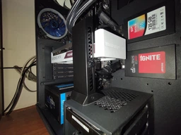 Подставка для видеокарты DeepCool GH-01 (DP-GCH2-GH01) фото от покупателей 14
