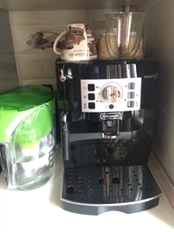 Кавомашина DeLonghi ECAM 22.110 SB