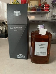 Виски Nikka From The Barrel 0.5 л 51.4% в подарочной коробке (4904230100683) фото от покупателей 5