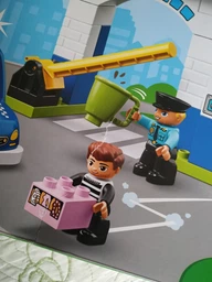 Конструктор LEGO DUPLO Полицейский участок 38 деталей (10902)