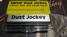 Щітка комбінована антистатична для вінілу Tonar Dust Jockey Brush фото від покупців 3