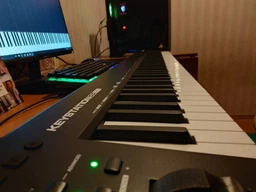 MIDI-клавиатура M-Audio Keystation 88 MK3