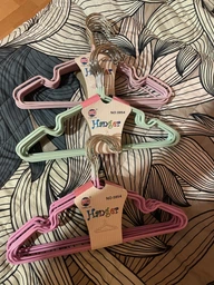 Набор 10 шт детские плечики Hanger 30 см бирюзового цвета металлические в силиконовом покрытии фото от покупателей 2