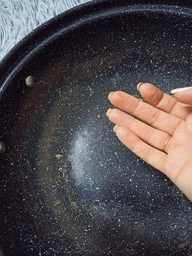 Сковорода вакуумная WOK з кришкою Сила Гранита, Черный 32 см (5353) фото от покупателей 5