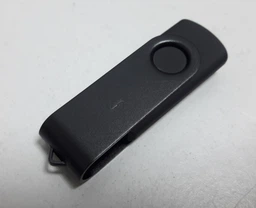 Флеш память USB Verico Flip 32GB USB 2.0 Black (1UDOV-R0BK33-NN) фото от покупателей 4