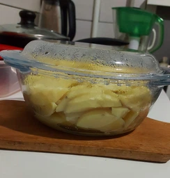 Каструля для запікання кругла Pyrex Essentials 2.1 л (204A000/7643)