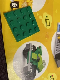 Конструктор LEGO Classic Кубики и колеса 442 детали (10715) фото от покупателей 12