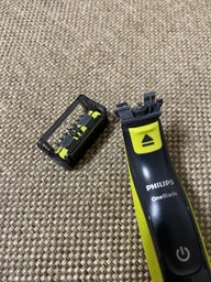 Электростанок (триммер) Philips OneBlade QP2520/30 (8710103790457/8710103761143) фото от покупателей 7