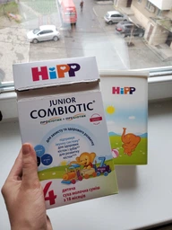 Дитяча суха молочна суміш HiPP Combiotic 4 Junior з пробіотиками L.fermentum, пребіотиками GOS, Метафоліном та вітаміном Д для дітей з 18 місяців 500 г (9062300002048) фото від покупців 3