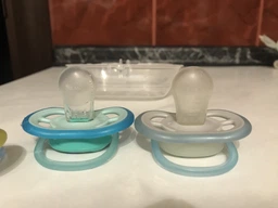 Пустышка Philips AVENT Ultra Air 18+ мес 2 шт (SCF349/24) фото от покупателей 2
