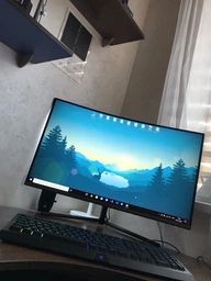 Mонитор 32" Samsung Curved U32R590CWI (LU32R590CWIXCI) фото от покупателей 5