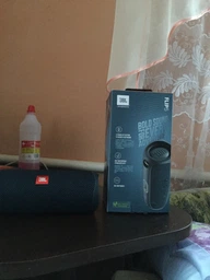 Акустическая система JBL Flip 5 Black (JBLFLIP5BLK) фото от покупателей 13
