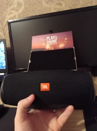 Акустическая система JBL Charge 4 Ocean Blue (JBLCHARGE4BLU) фото от покупателей 12