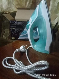 Утюг Holmer HIС-2425