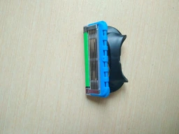 Сменные картриджи для бритья (лезвия) мужские Gillette Fusion5 ProGlide Power 4 шт (7702018085576) фото от покупателей 9