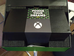 Ігрова консоль Microsoft Xbox Series X 1TB (RRT-00010) фото від покупців 18