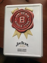 Виски Jim Beam White 4 года выдержки 0.7 л 40% + 2 бокала в железной коробке (5060045588715) фото от покупателей 13