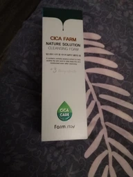 Пінка для вмивання з екстрактом азіатської центели Farmstay Cica Farm Nature Solution Cleansing Foam 180 мл (8809480773228)
