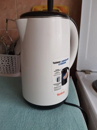 Електрочайник TEFAL Safe to touch KO260830 black