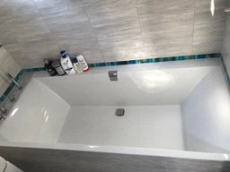 Ванна кам'яна VILLEROY & BOCH SQUARO EDGE 12 190x90 UBQ190SQE2DV-01 з ніжками