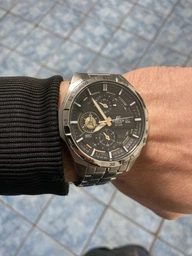Наручний годинник Casio EDIFICE EFR-556D-1AVUEF фото від покупців 5