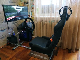 Крісло ігрове Playseat Evolution - Black (REM.00004) фото від покупців 3