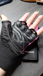 Спортивні рукавички Tavialo Black-Magenta M жіночі (188107008) фото від покупців 1