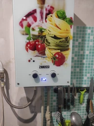 Газовая колонка Zanussi GWH 10 Fonte Glass La Spezia фото от покупателей 1