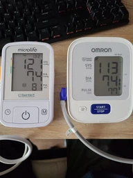 Тонометр OMRON M2 Basic (HEM-7121-RU) фото від покупців 4