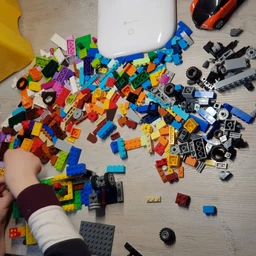Конструктор LEGO Classic Коробка кубиків LEGO для творчого конструювання середнього розміру 484 деталі (10696) фото від покупців 2