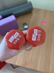 Гантель EasyFit 2 кг 1 шт з вініловим покриттям червона цільнолита нерозбірна для фітнесу (WLSGD2R) фото від покупців 10