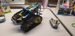 Конструктор LEGO Technic Каскадерський гоночний автомобіль на радіоуправлінні 324 деталі (42095)