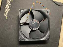 Кулер Delta для асика Asic Bitmain QFR1212GHE 2.7A фото от покупателей 1