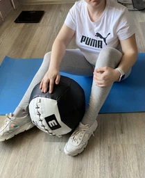 Футболка женская Puma Ess Logo Tee 58677402 M Белая (4063697275058) фото от покупателей 12