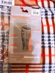 Компрессионные гетры 2XU, X Compression Calf Sleeves, M, черный фото от покупателей 5
