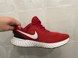 Мужские кроссовки для бега Nike Revolution 5 BQ3204-001 48.5 (14US) 32 см Черные (193151520821) фото от покупателей 1