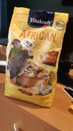 Повседневный корм для африканских попугаев Vitakraft African 750 г (4008239216403)