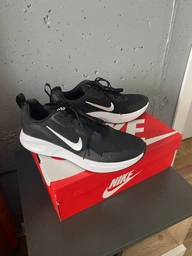 Женские кроссовки для бега Nike Wmns Wearallday CJ1677-001 36 (5.5US) 22.5 см (194276354513_194276354667) фото от покупателей 2