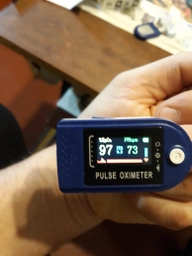 Электронный пульсоксиметр на палец JETIX Pulse Oximeter Blue + батарейки в комплекте (Гарантия 12 месяцев) фото от покупателей 3