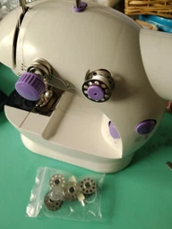 Швейная машинка портативная Mini Sewing Machine Fhsm 201 - Мини швейная машина с педалью и блоком питания