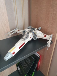 Lego Star Wars Истребитель X-wing Люка Скайвокера 75301 фото от покупателей 9