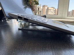 Підставка під ноутбук універсальна, а також для MacBook Air Pro HQ-Tech HQ-CP-AIR, алюміній, складна фото від покупців 1