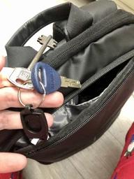 Компактный рюкзак для ноутбука 15.6 дюймов Mark Ryden MR9813 с ортопедической спинкой (Черный) фото от покупателей 5