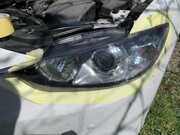 Поліроль-реставратор для фар 2 в 1 Turtle Wax Headlight Restorer 300 мл (5010322531682) фото від покупців 1