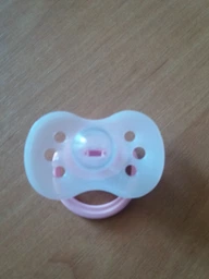 Пустышка силиконовая круглая Pastelove Зеленая Canpol Babies 0-6 м (5903407224220) фото от покупателей 3