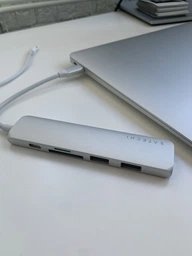 USB-хаб Satechi Aluminum Type-C Slim Multi-Port Adapter 4K V2 Space Gray (ST-SCMA2M) фото от покупателей 2