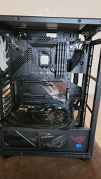 Корпус MSI MAG VAMPIRIC 100R